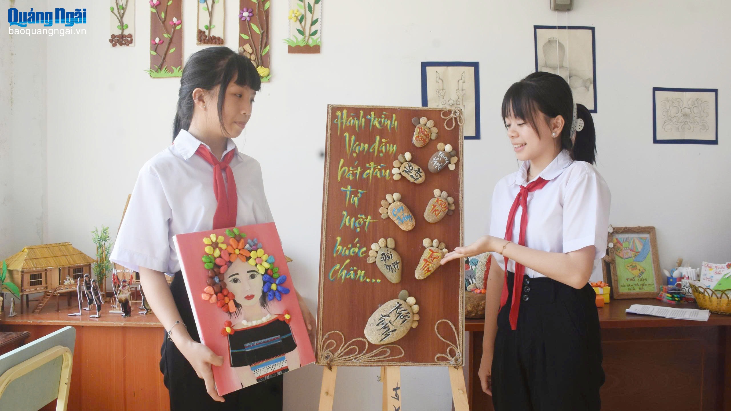 Mềm mại tranh đá