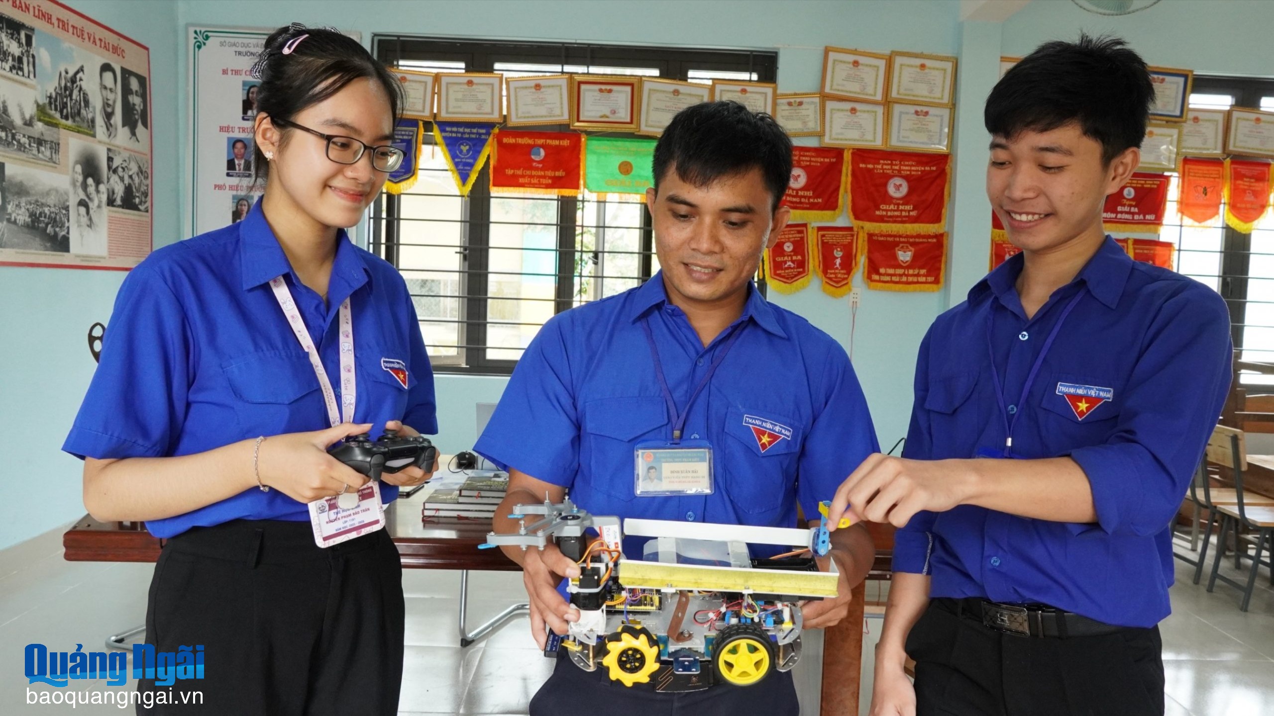 Thầy giáo sáng tạo và năng động