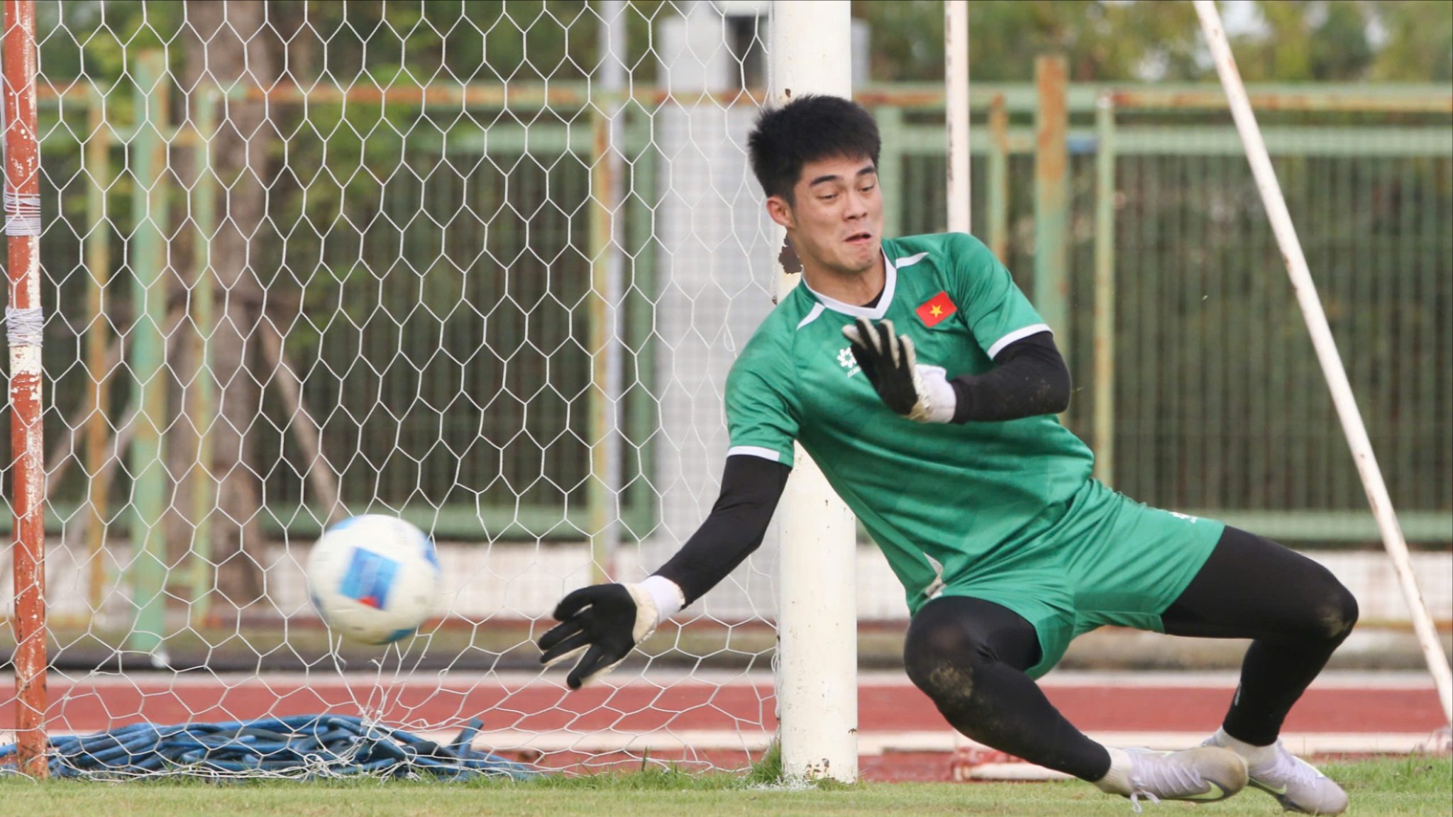 Thủ môn U22 Việt Nam phấn đấu không để lọt lưới ở SEA Games 33
