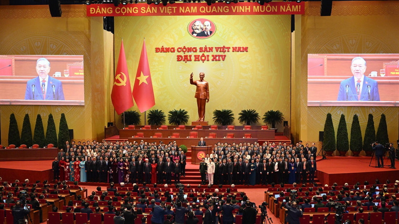 Chỉ thị của Bộ Chính trị về nghiên cứu, học tập, quán triệt, tuyên truyền và triển khai thực hiện Nghị quyết Đại hội XIV của Đảng