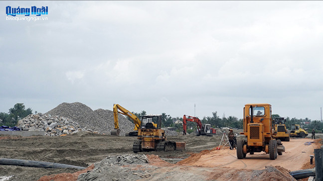 Đẩy nhanh tiến độ xây dựng cảng cá Tịnh Hòa