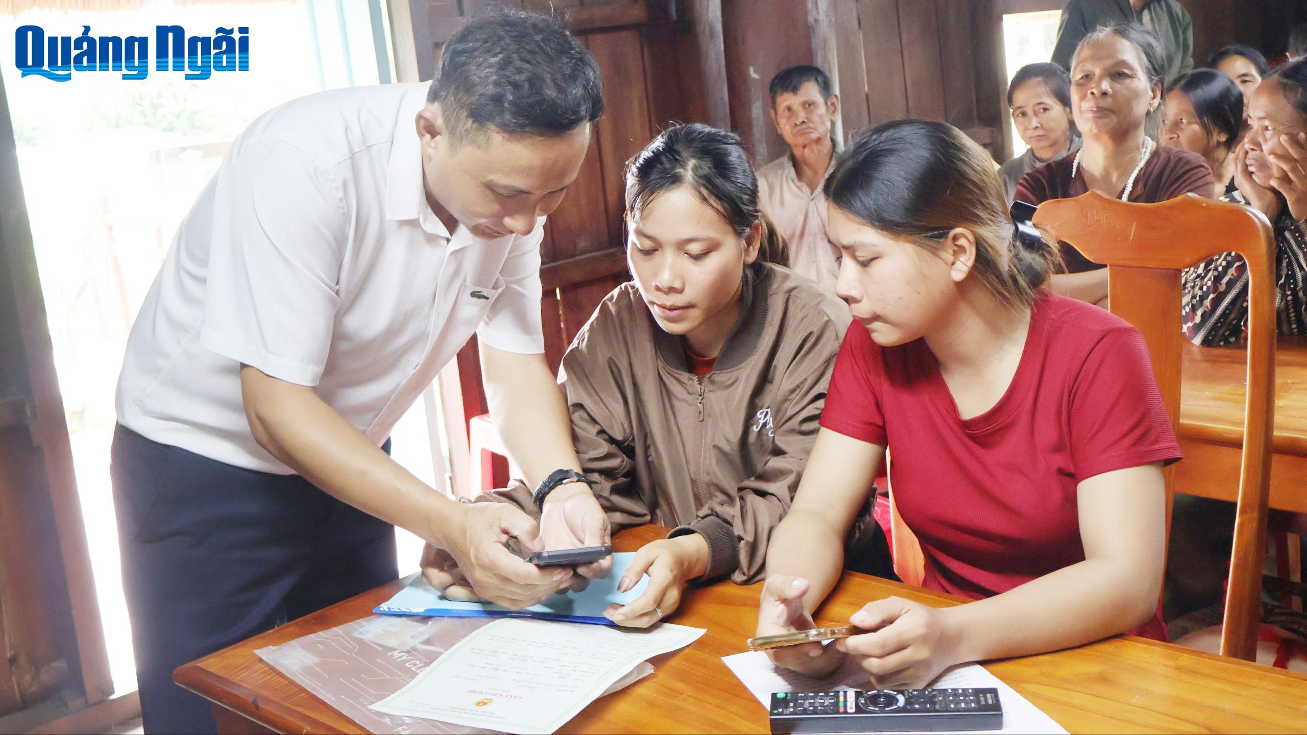 Nâng cao chất lượng cán bộ