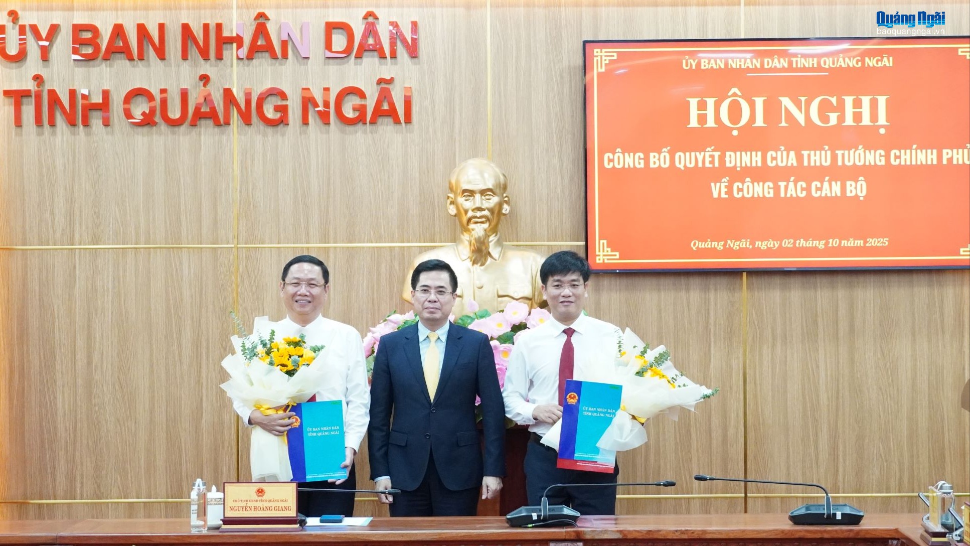 Công bố quyết định phê chuẩn kết quả bầu chức vụ Phó Chủ tịch UBND tỉnh