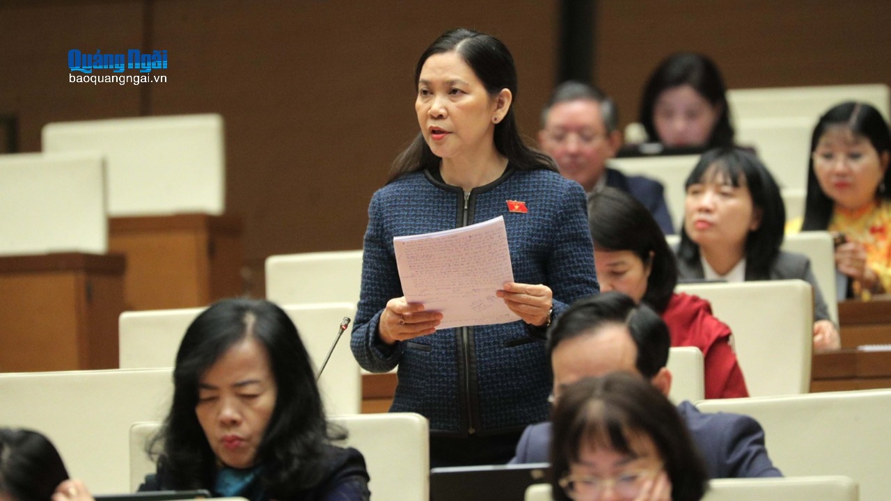 Thảo luận về công tác phòng, chống tham nhũng, lãng phí, tiêu cực