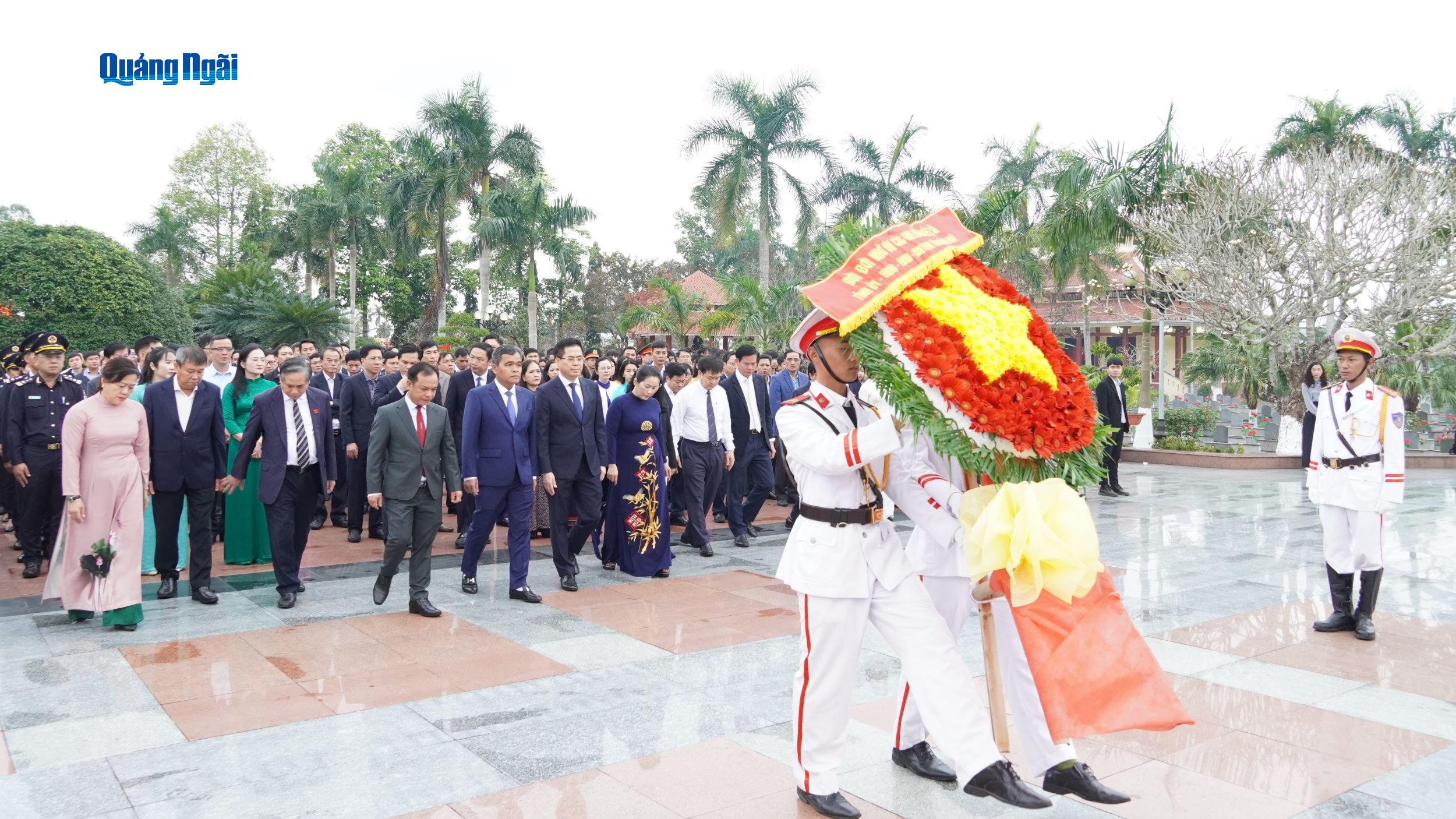 Lãnh đạo tỉnh viếng Nghĩa trang Liệt sĩ tỉnh