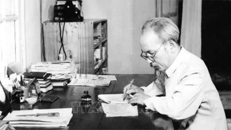 Hồ Chí Minh với việc xây dựng Nhà nước pháp quyền Việt Nam