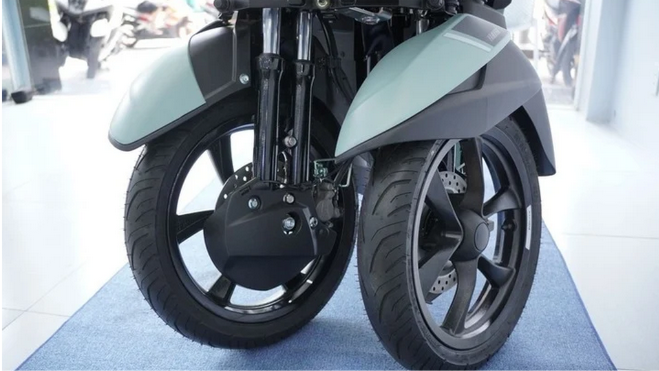 Cận cảnh mẫu xe tay ga Yamaha có bánh kép độc lạ