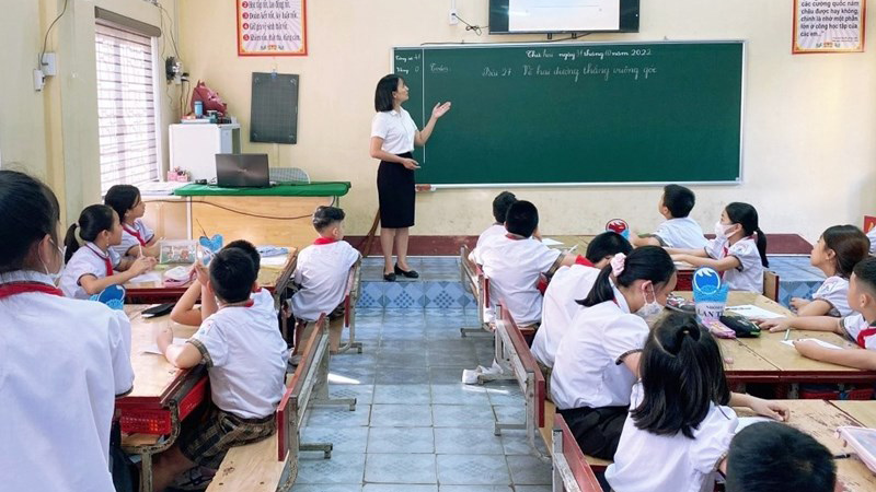 Tiếp thêm động lực cho nhà giáo