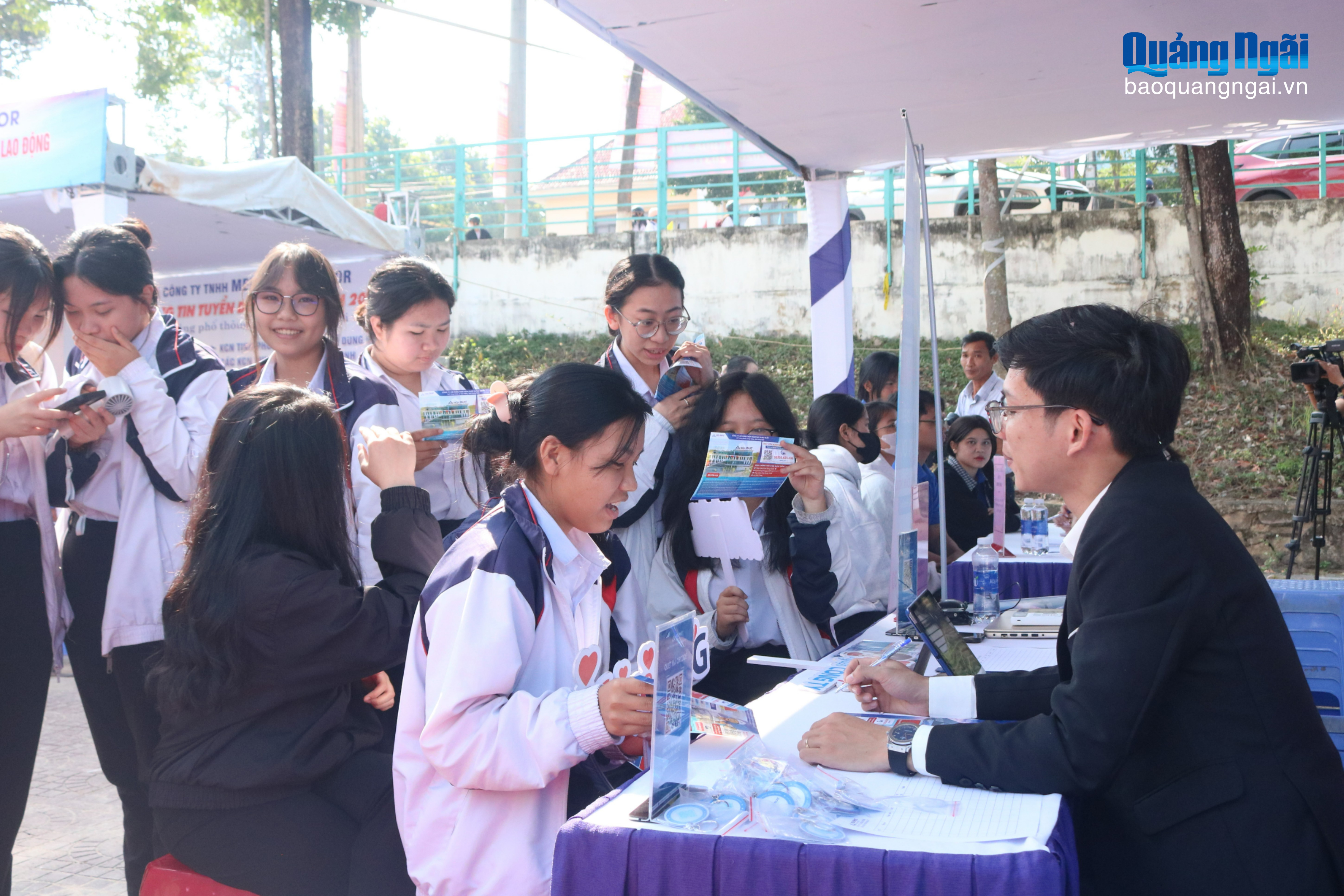 Báo và Phát thanh, Truyền hình Quảng Ngãi