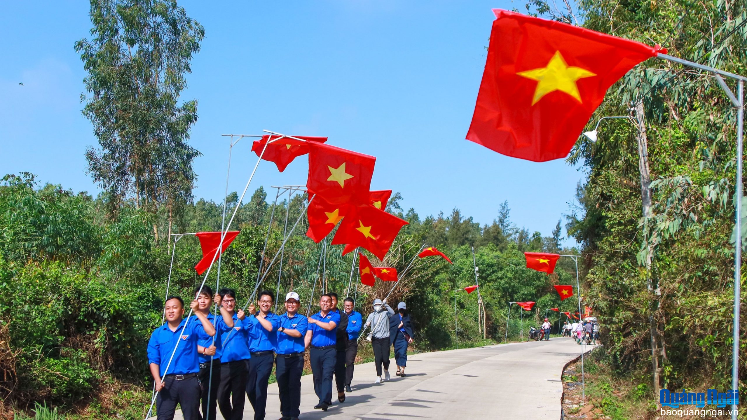 Sức trẻ tháng Ba