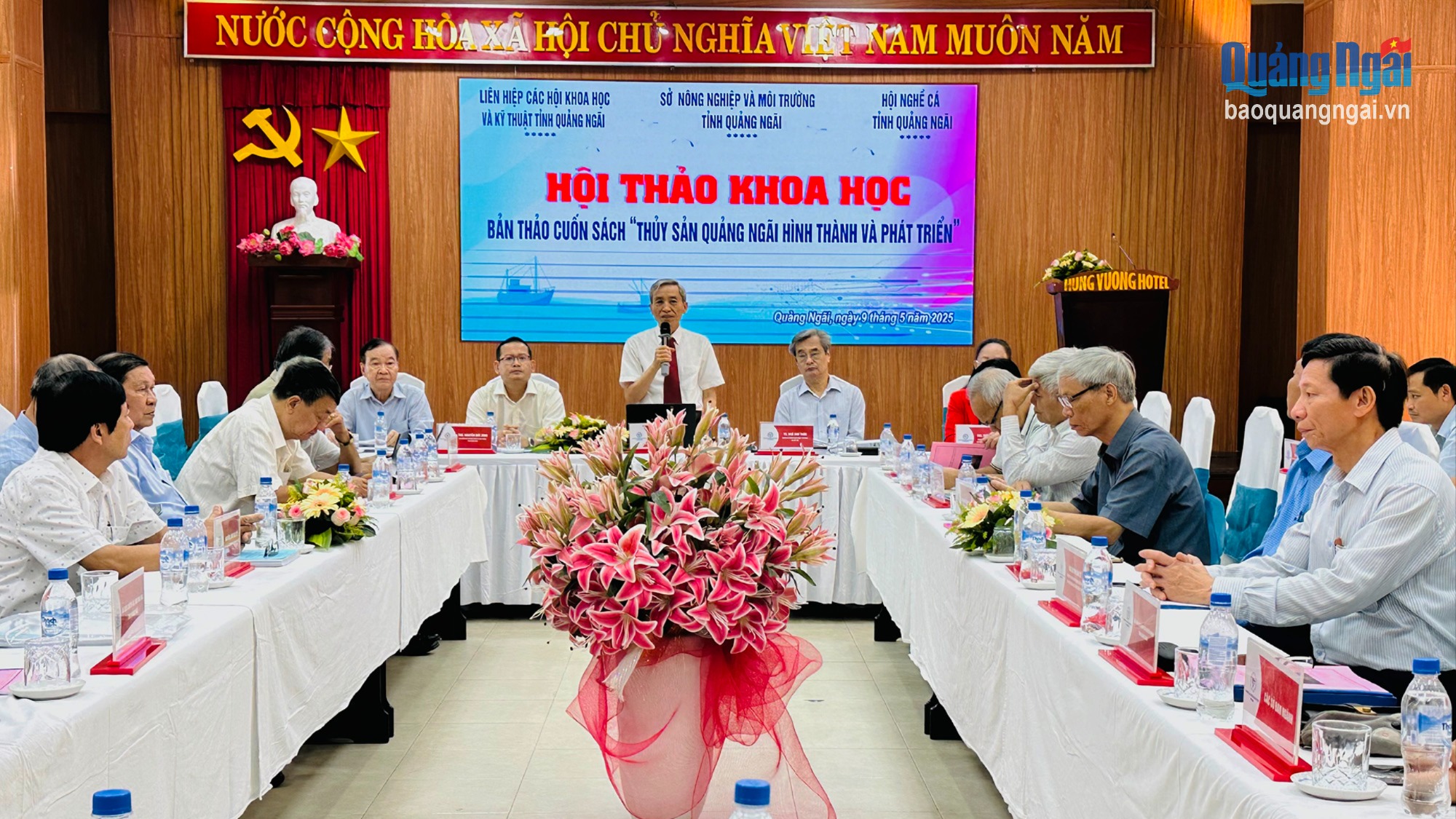 Tư vấn, phản biện bản thảo cuốn sách “Thủy sản Quảng Ngãi hình thành và phát triển”