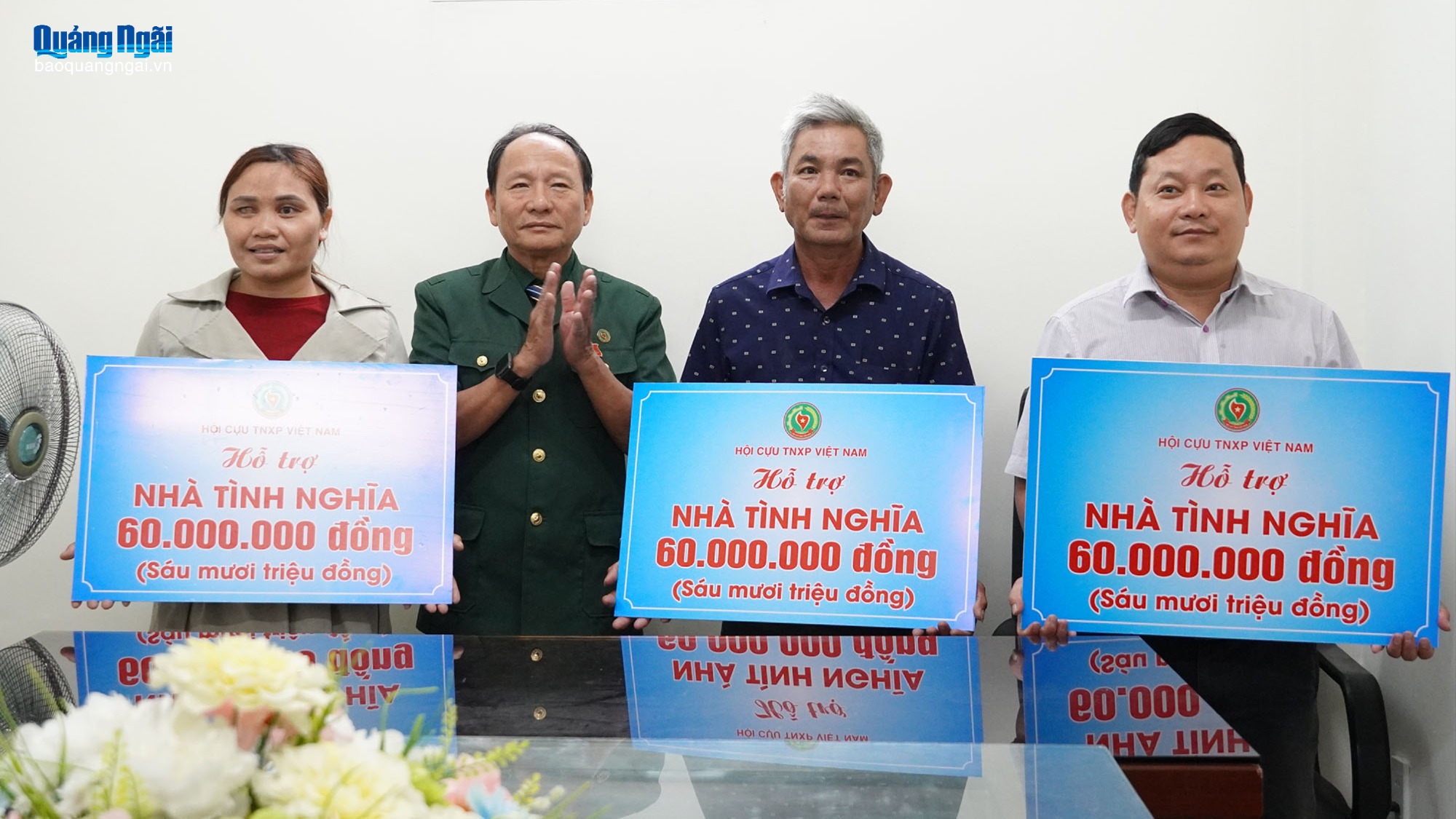 Trao hỗ trợ làm nhà tình nghĩa cho 3 gia đình cựu thanh niên xung phong