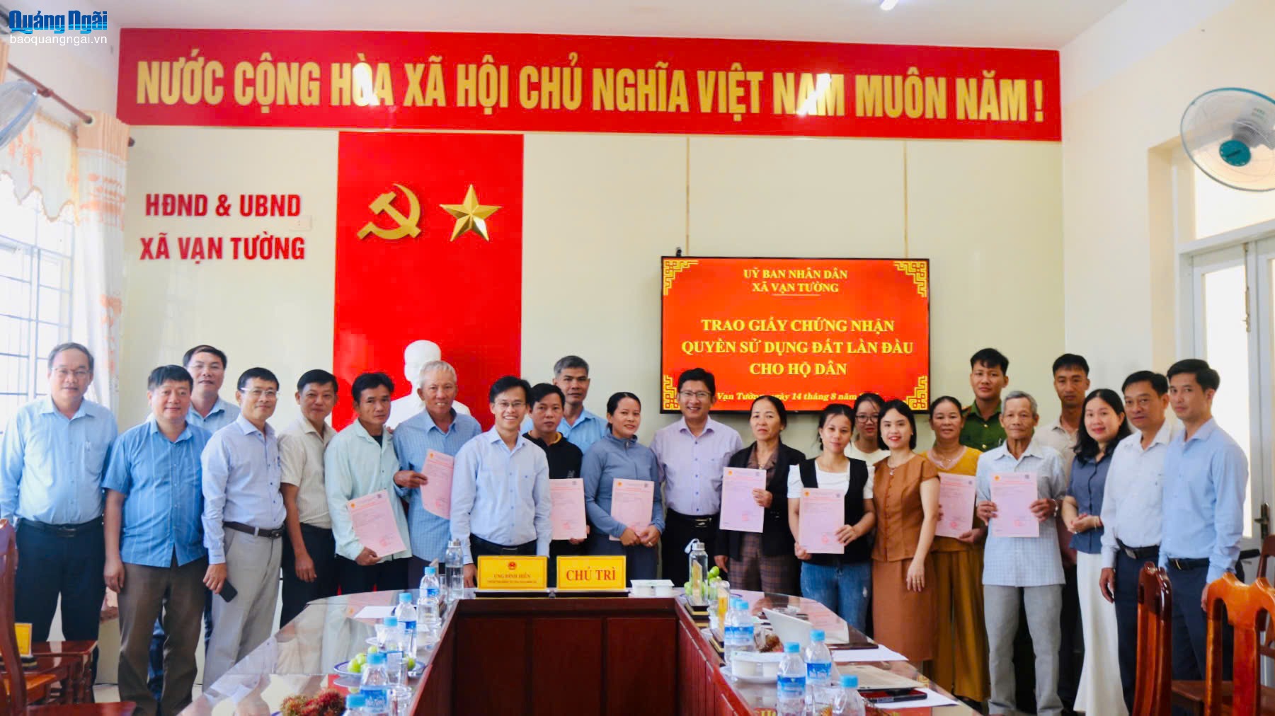 Niềm tin mới từ cải cách hành chính ở cơ sở