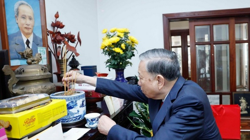 Tổng Bí thư Tô Lâm dâng hương tưởng niệm nhân 120 năm Ngày sinh Thủ tướng Phạm Văn Đồng