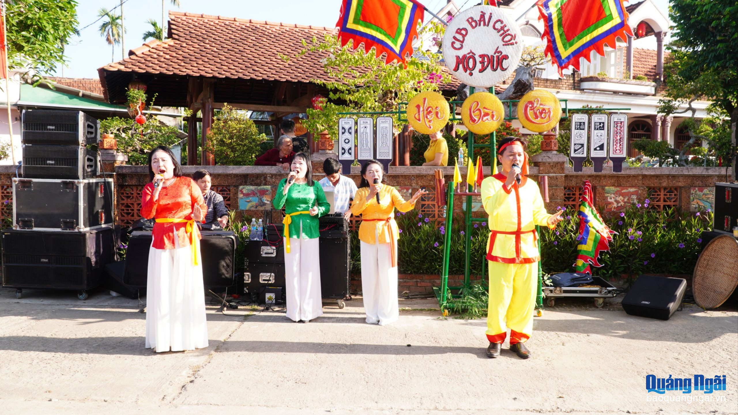 Hoạt động du lịch, lễ hội hút khách