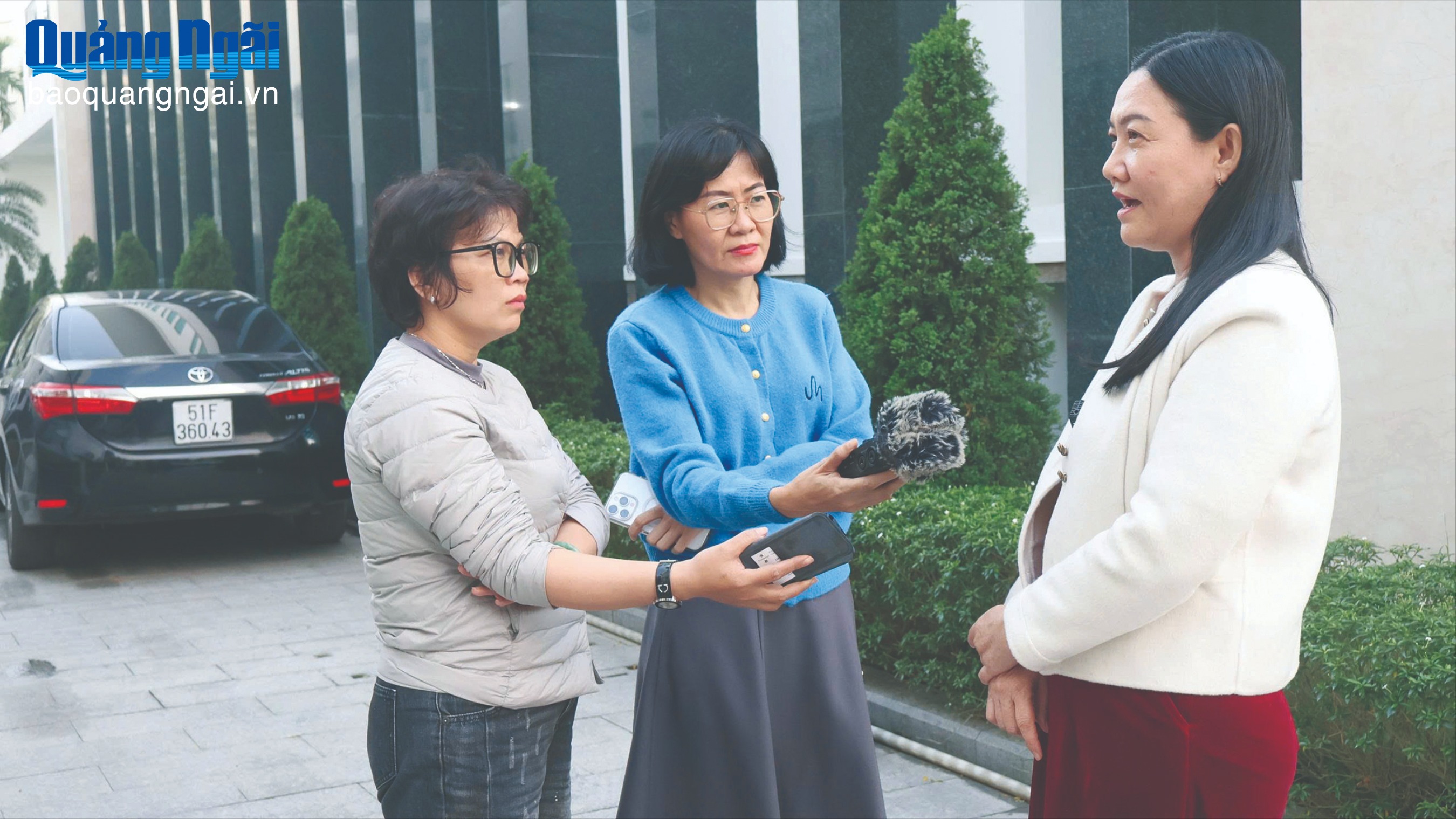 Chuyện về giải Búa liềm vàng của hai nữ nhà báo