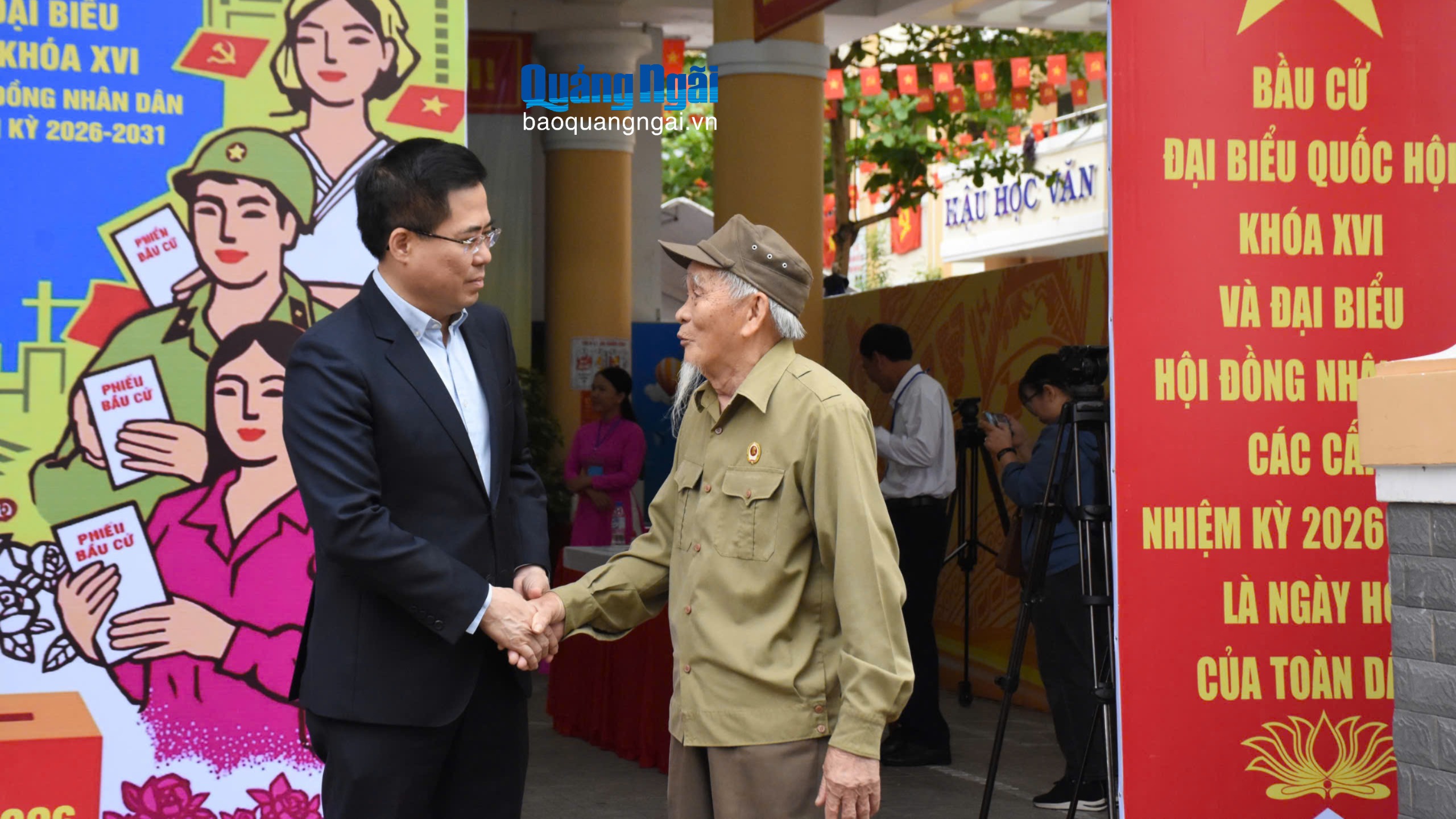 Vẹn nguyên tinh thần trách nhiệm với lá phiếu ở tuổi 95