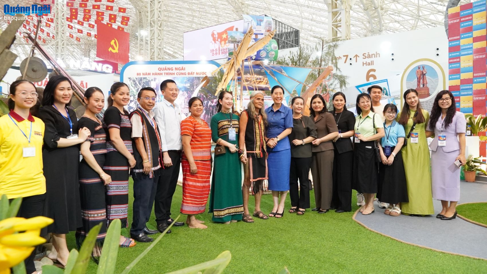 Bí thư Tỉnh ủy Bùi Thị Quỳnh Vân kiểm tra Khu trưng bày “Quảng Ngãi - Cội nguồn cách mạng, vững bước tương lai”