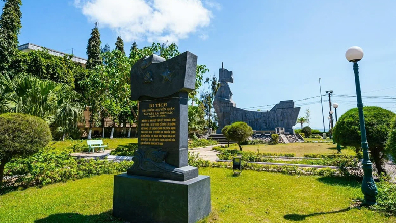 Bình Định tổ chức kỷ niệm 70 năm Ngày hoàn thành chuyển quân tập kết ra miền Bắc