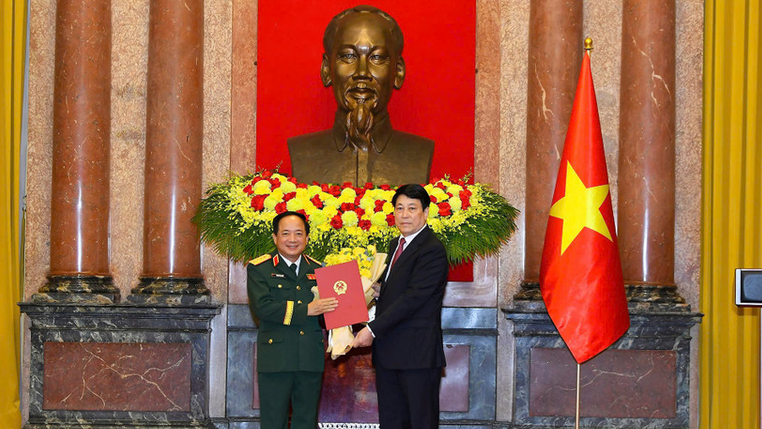 Chủ tịch nước Lương Cường chủ trì lễ trao quyết định thăng quân hàm, cấp bậc hàm Đại tướng, Thượng tướng