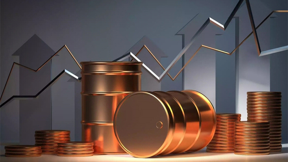 Giá dầu thế giới tăng vọt trước thềm Thượng đỉnh Nga-Mỹ