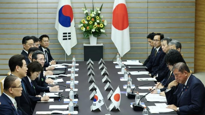 Nhật Bản và Hàn Quốc tăng cường quan hệ hướng tới tương lai