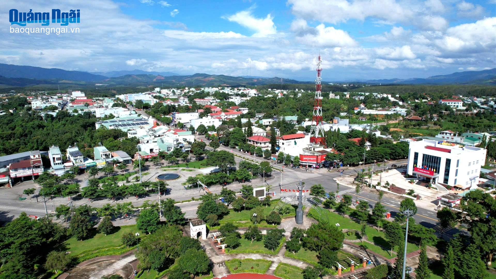 Quan tâm phát triển thương mại, dịch vụ xã biên giới