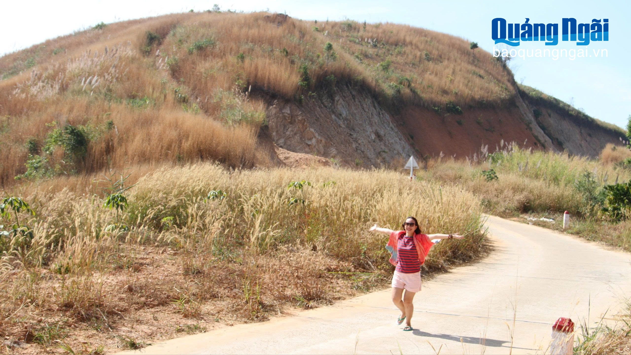 Ngất ngây với tour xuyên rừng xuống biển