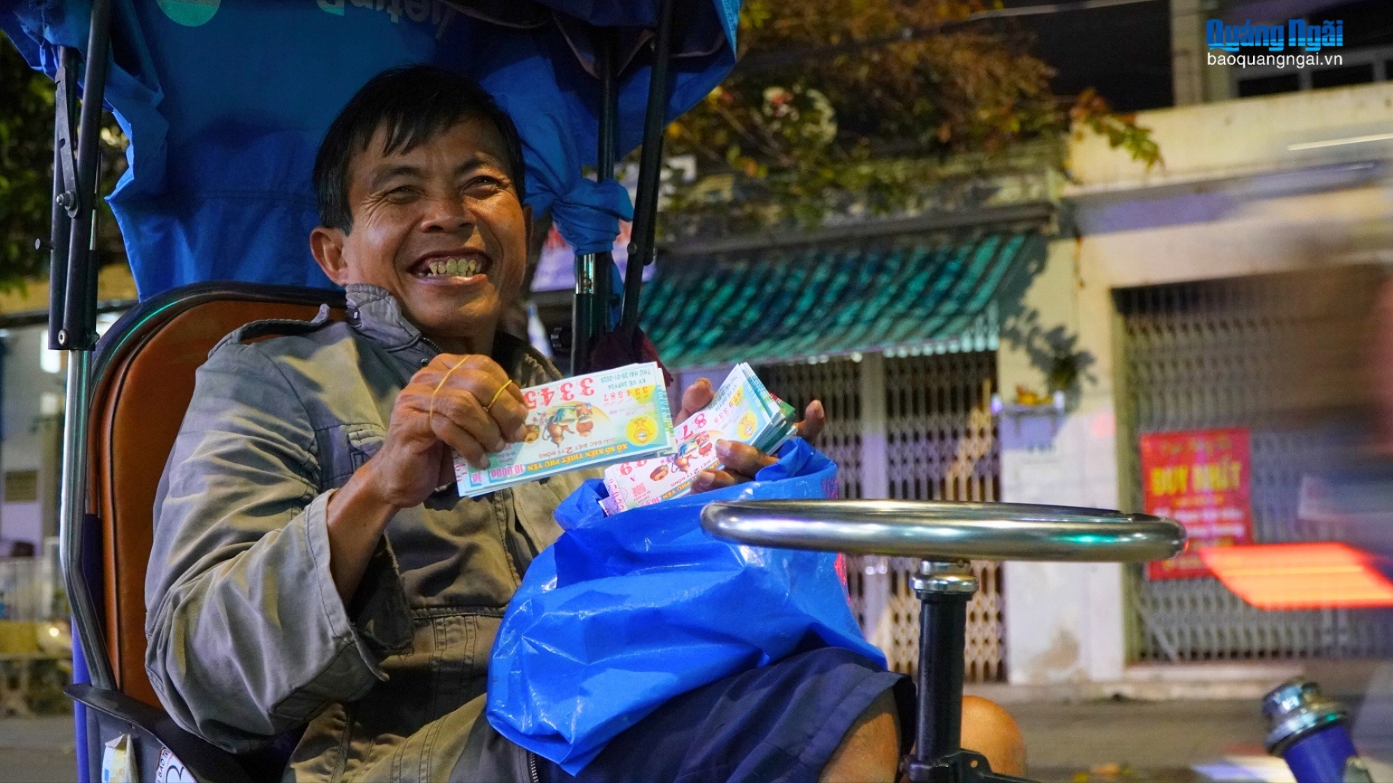 Tất bật mưu sinh khi Tết cận kề