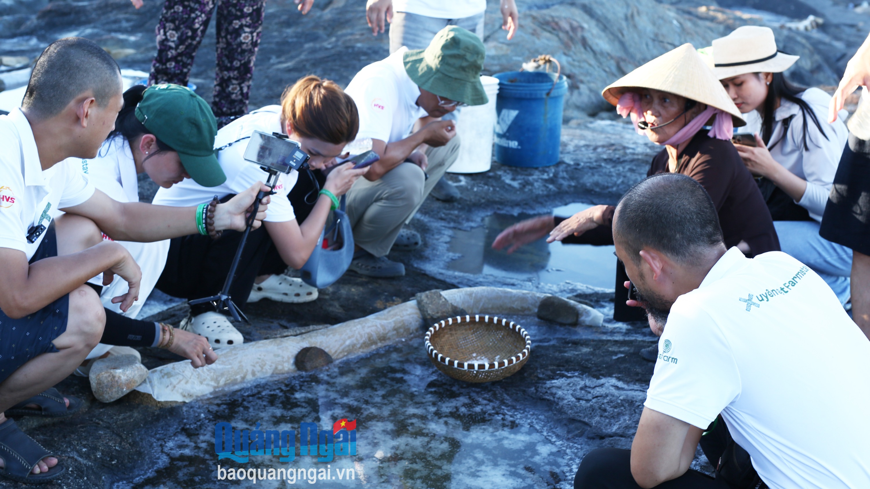 Tour du lịch cộng đồng tuyến TX.Đức Phổ - TP.Quảng Ngãi - Bình Châu