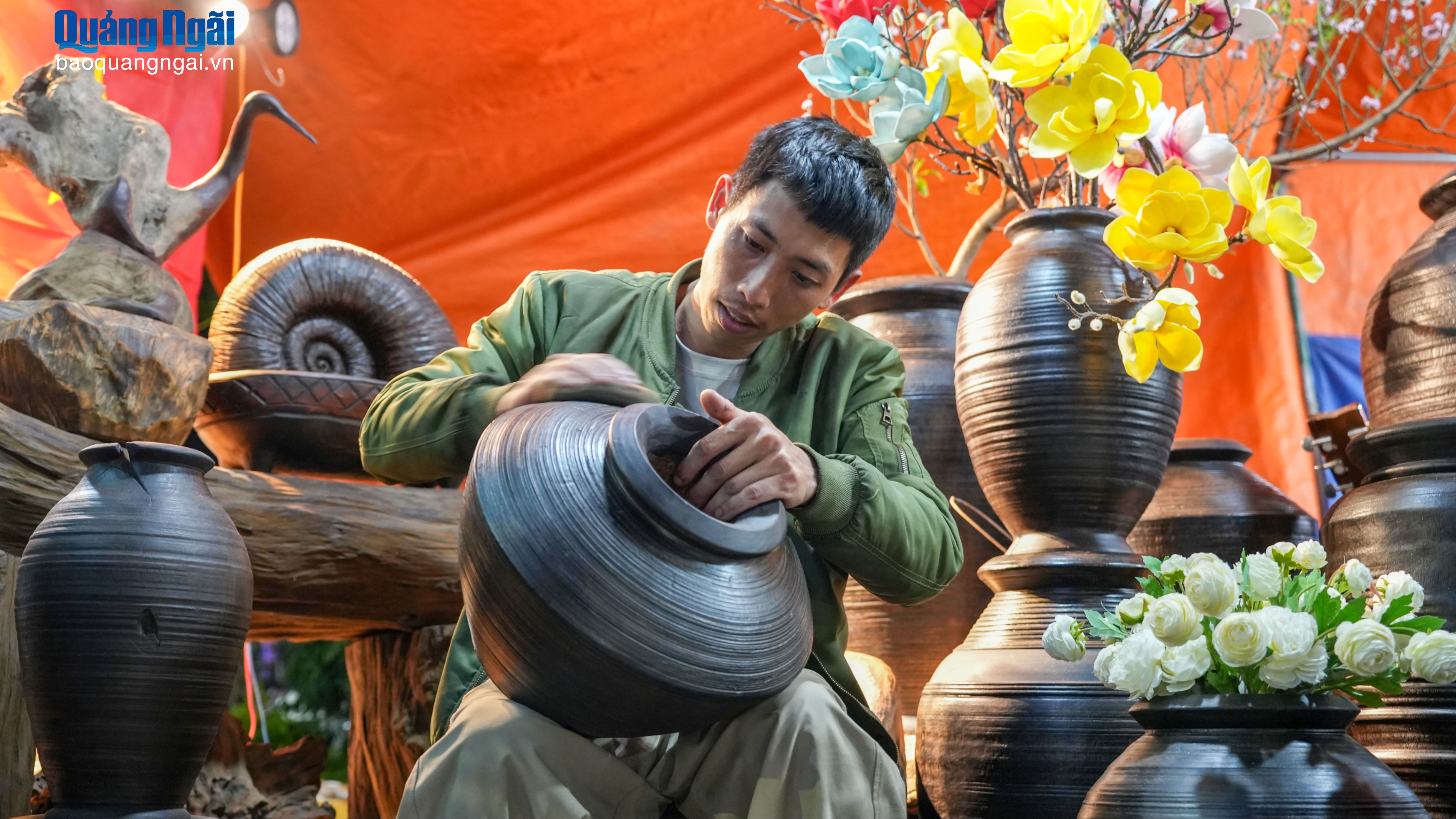 Gỗ mộc hóa đồ trang trí ngày Tết