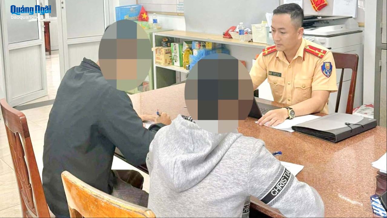 Xử phạt thanh niên vi phạm giao thông từ phản ánh của người dân
