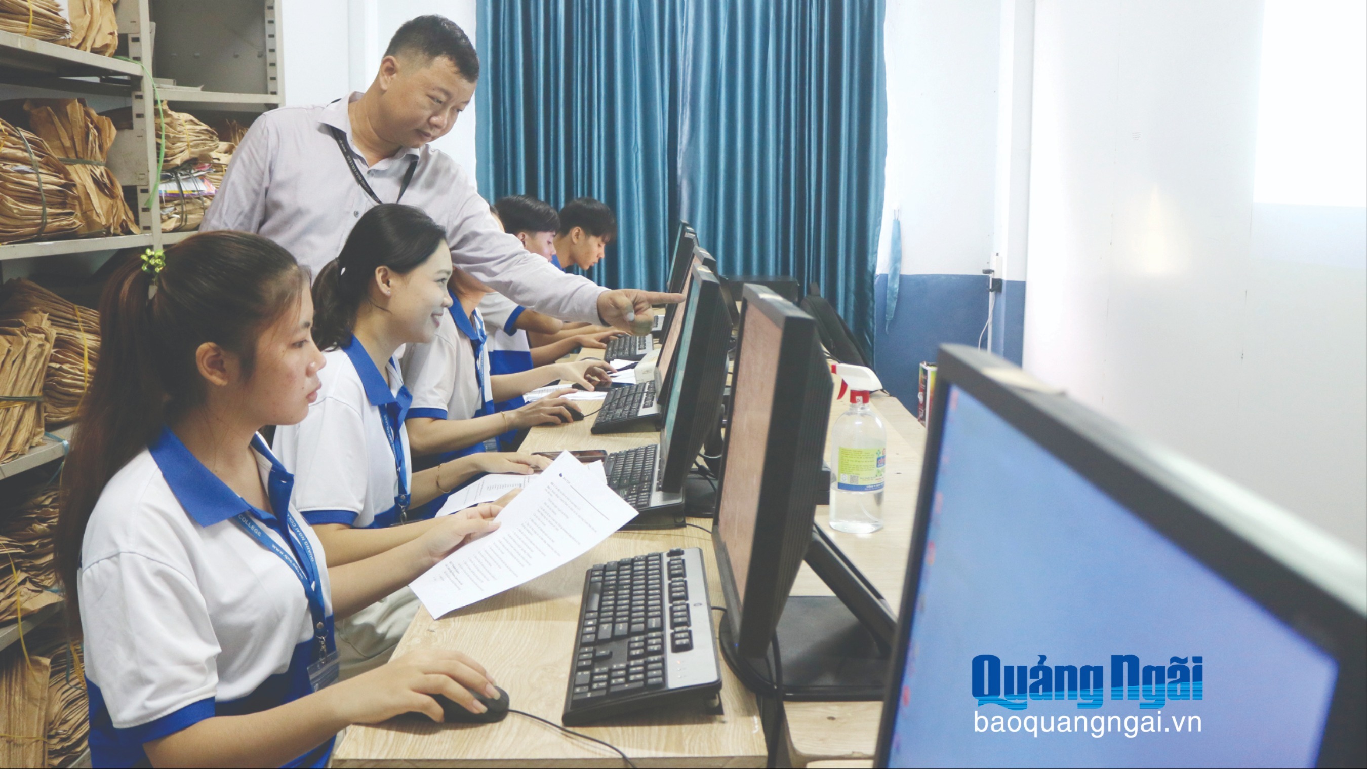 Gần 6.800 học sinh, sinh viên sau tốt nghiệp có việc làm