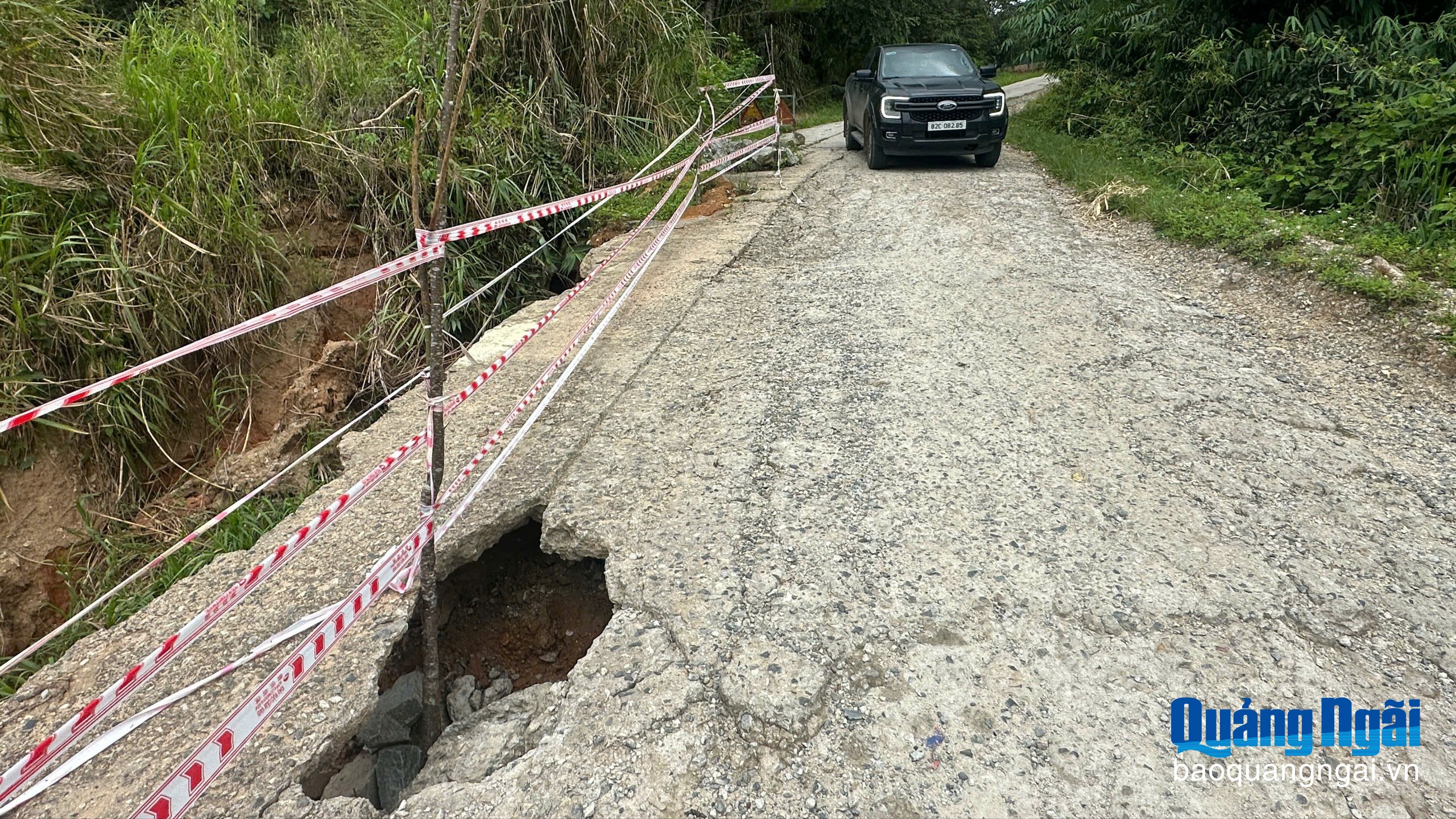 Khảo sát 15 tuyến đường bị hư hỏng phía tây tỉnh