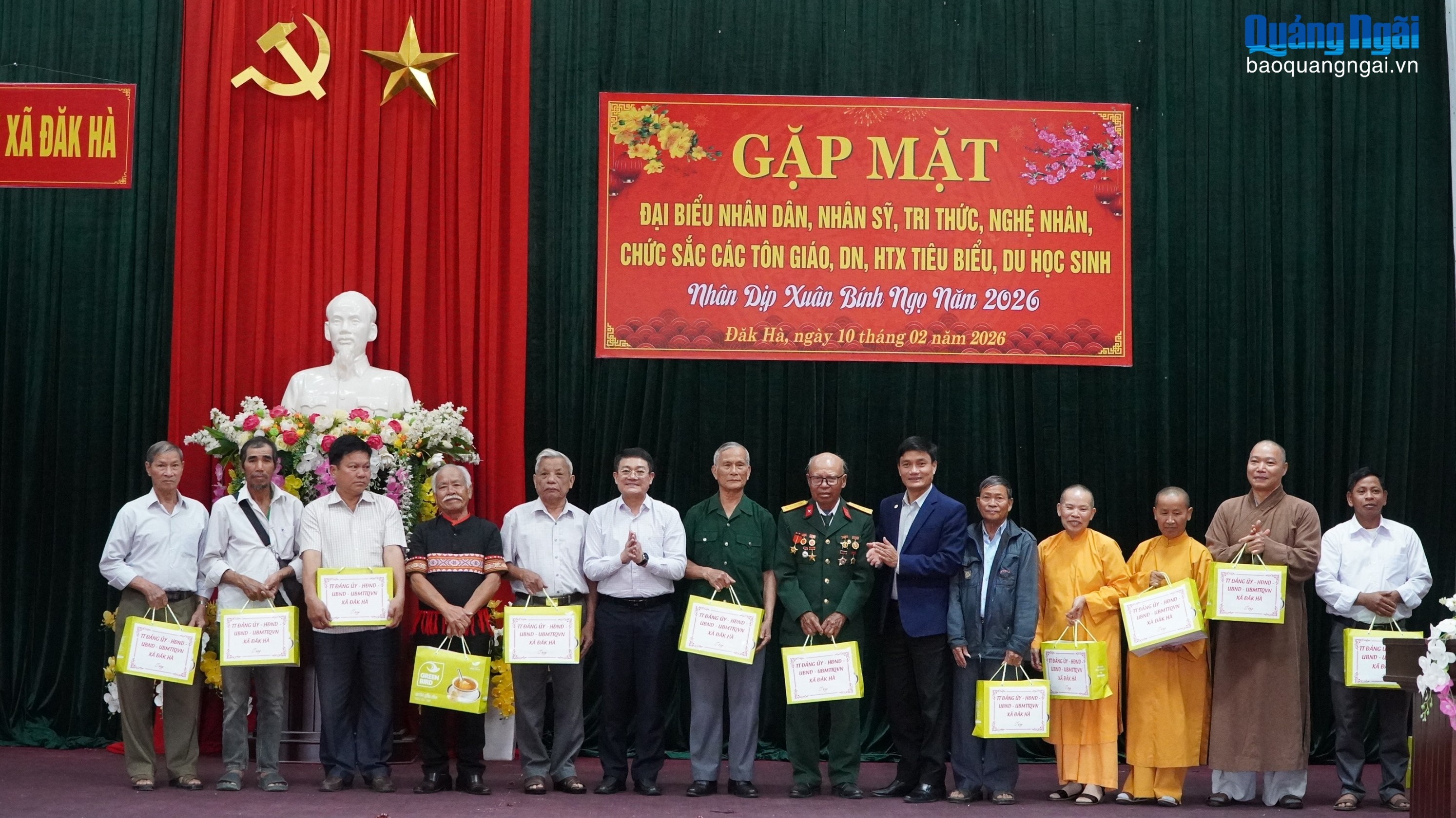 Xã Đăk Hà gặp mặt các tầng lớp nhân dân dịp xuân Bính Ngọ