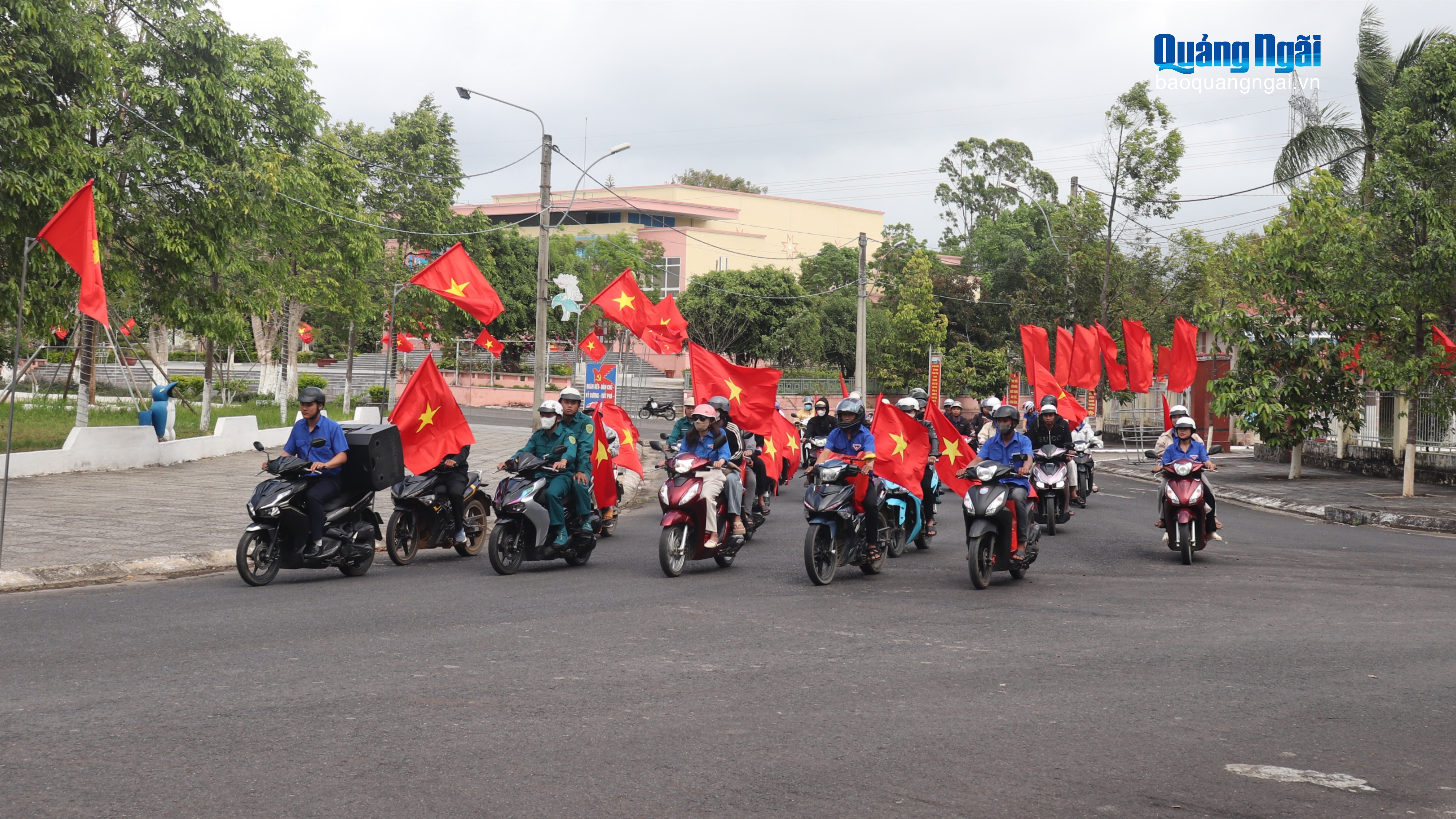 “Tiếng loa Thanh niên” lan tỏa thông tin bầu cử