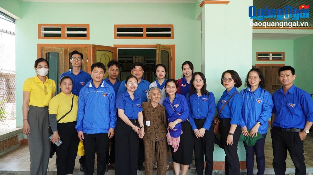 Hành trình về nguồn của tuổi trẻ Đoàn khối Cơ quan và Doanh nghiệp tỉnh