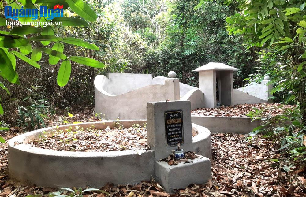 Tự ý xây mộ trên đất của người khác