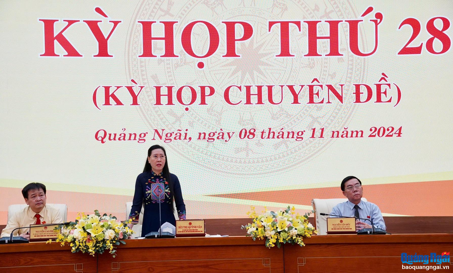 Thông qua nhiều quyết sách thúc đẩy phát triển kinh tế - xã hội