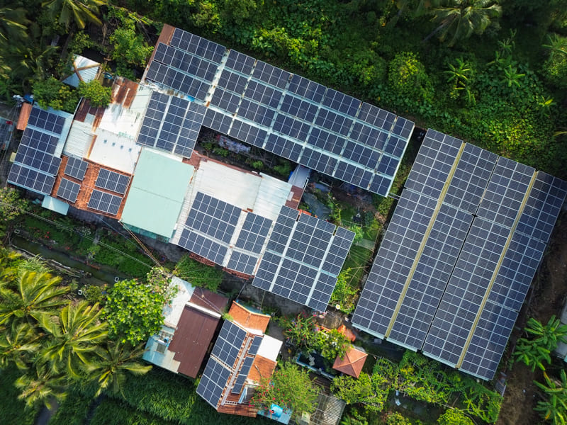 Có nên lắp đặt điện năng lượng mặt trời cho gia đình? Giải pháp tiết kiệm bền vững cho tương lai