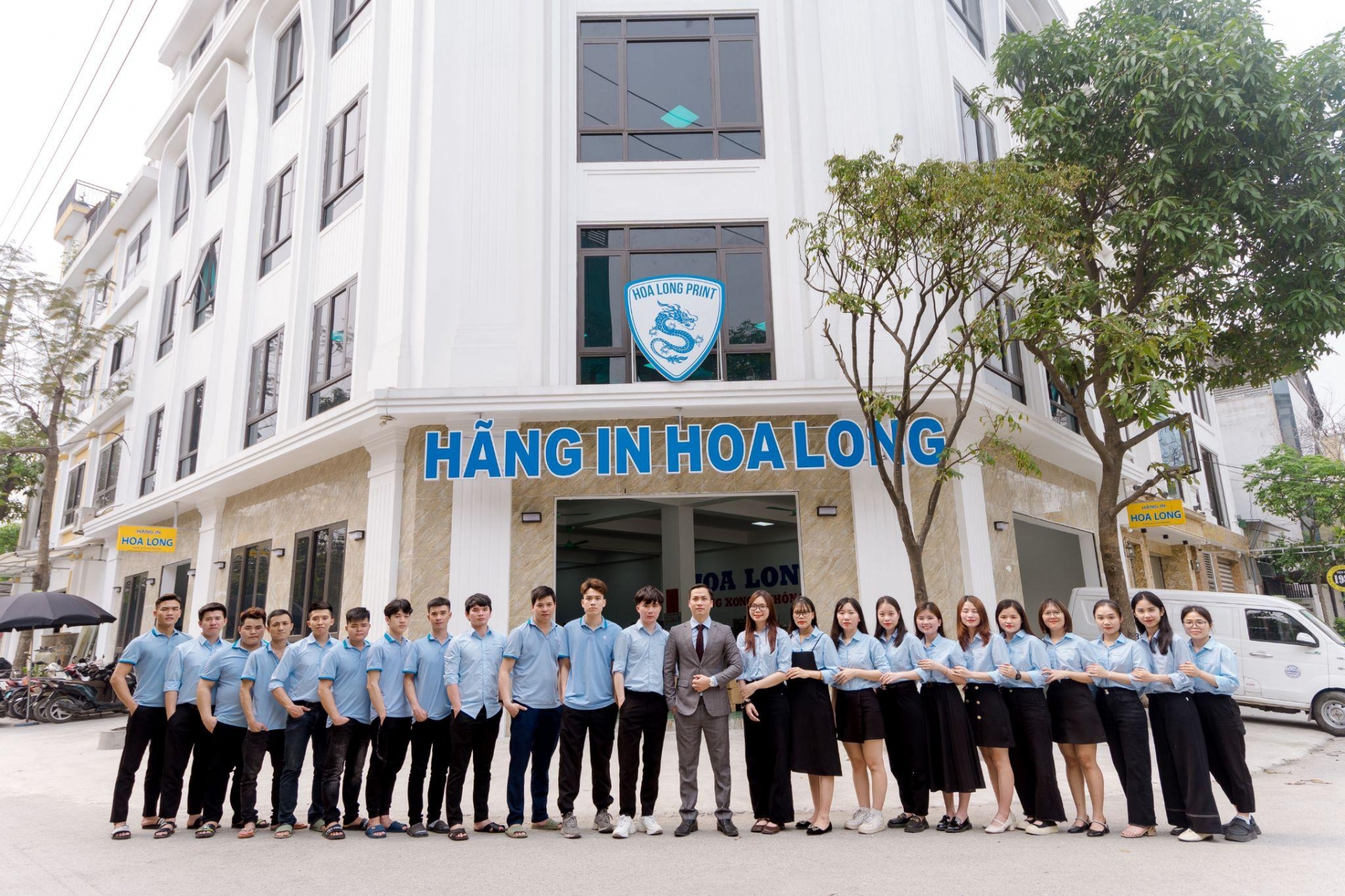 Vì sao nên lựa chọn in túi giấy đựng hoa quả tại In Hoa Long?